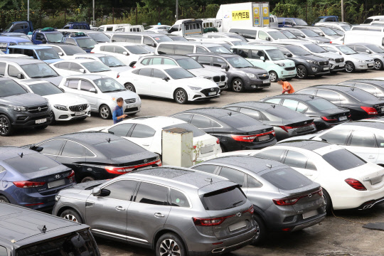 서울 한 중고차 시장. 연합뉴스